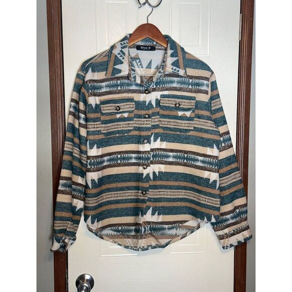 NWOT BlueโB Collection Tan, Brown & Blue Button Up Aztec Shacket Size Medium - Picture 1 of 14